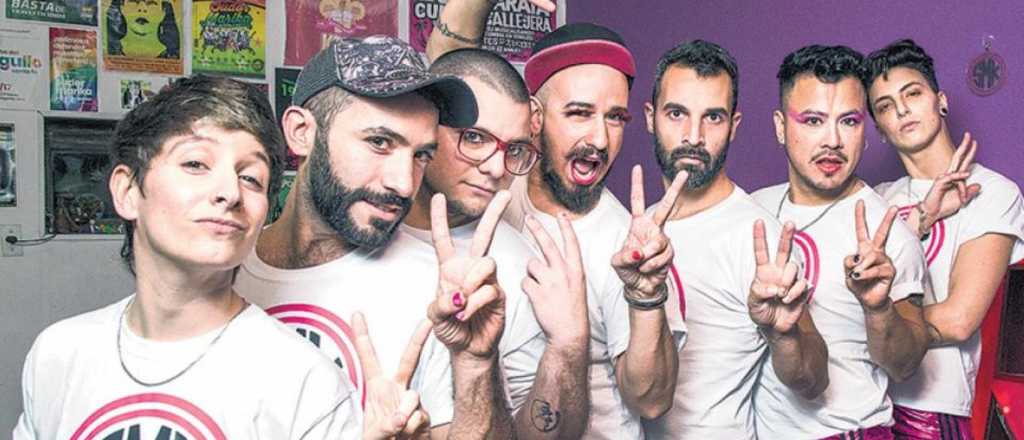 Pol&eacute;mica por Sudor Marika, una banda que cant&oacute; en la asunci&oacute;n de Alberto