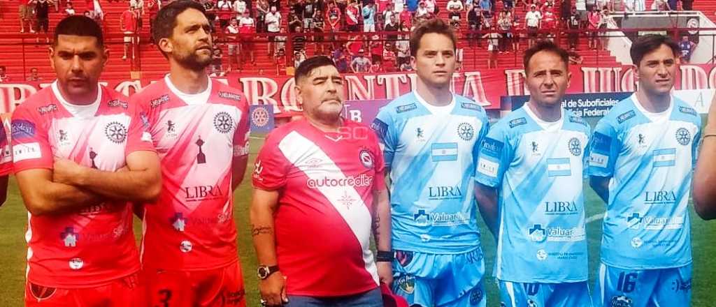 Maradona dijo que "se salva Gimnasia y Argentinos es campeón"