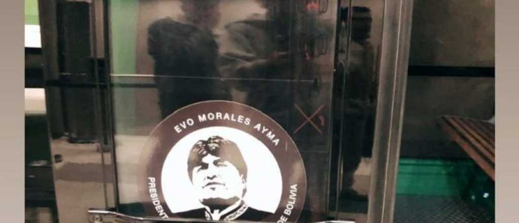 Quitarán la imagen y nombre de Evo Morales de las obras públicas