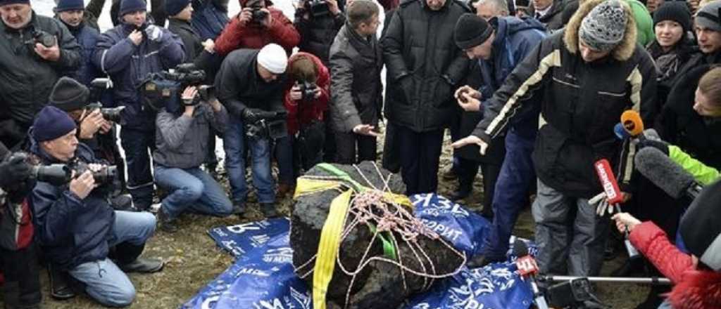 El meteorito que dejó 1500 heridos en Rusia ahora levita