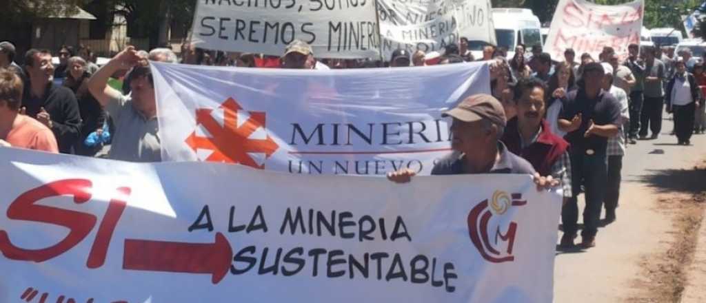 Malarg&uuml;e levant&oacute; cortes de ruta pero pide exclusividad para la miner&iacute;a