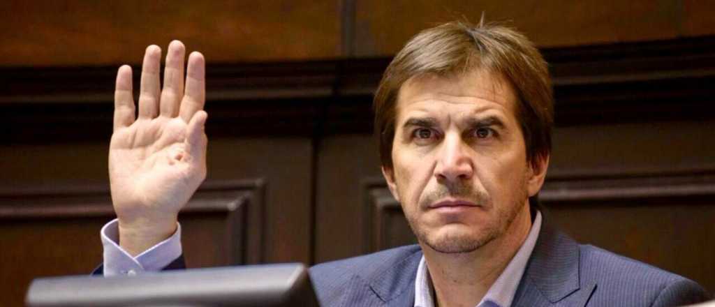 El empresario teatral Javier Faroni es el nuevo titular de Aerol&iacute;neas Argentinas