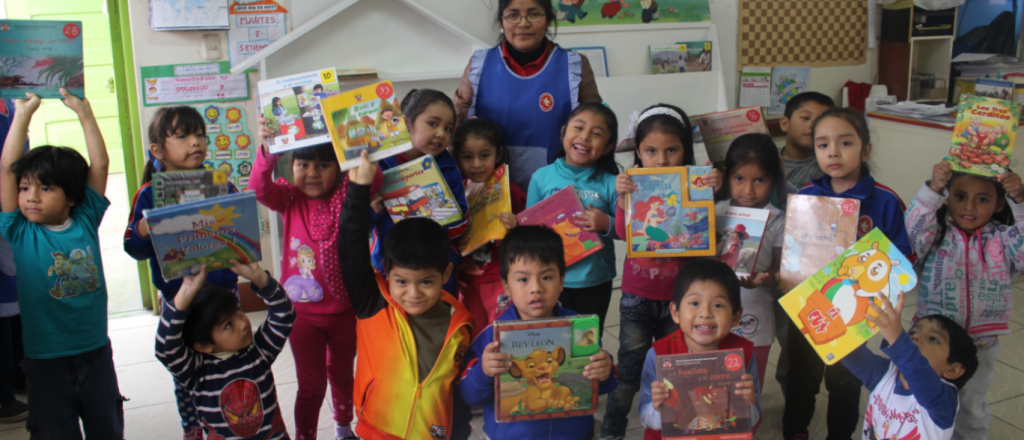 Alberto elogió el hábito de "volver a leer" al lanzar el Plan Nacional de Lectura