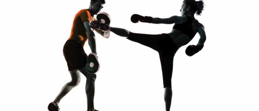 Entr&oacute; a robar una casa y la due&ntilde;a lo moli&oacute; a patadas con kick boxing