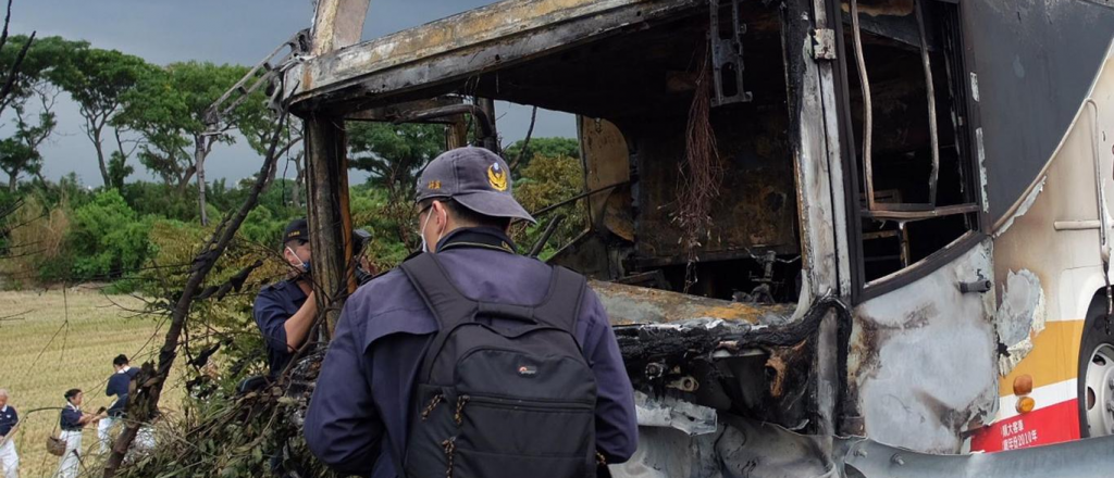 Dos futbolistas murieron en un grave accidente automovilístico