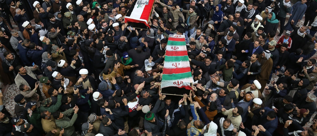 Video: 35 muertos por una estampida en procesión por Soleimani