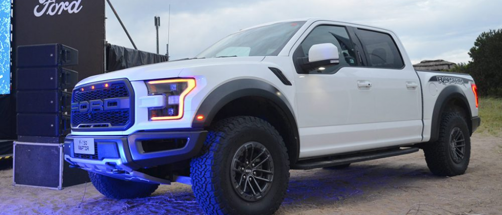 Ford lanzó la tremenda F-150 Raptor: precio y plazo de entrega