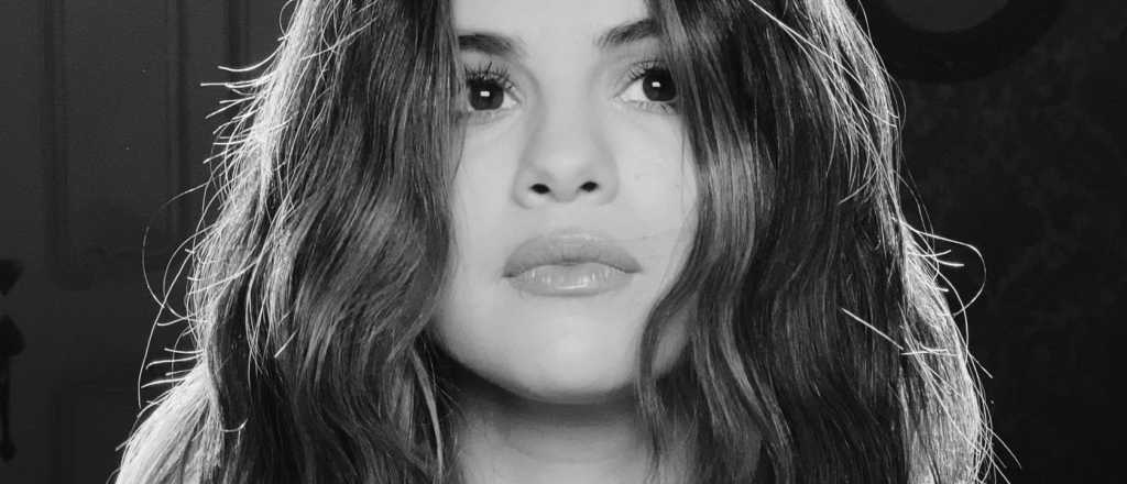 Selena Gómez lanzó "Rare" y cosecha geniales críticas 