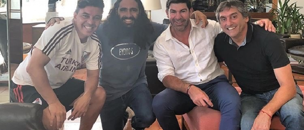La foto viral de River que reunió a cuatro jugadores históricos