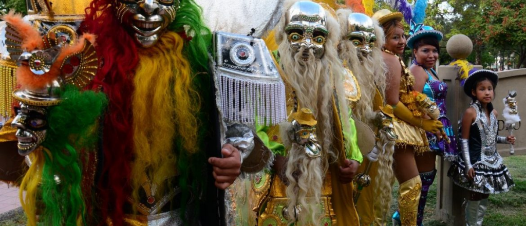 Se realizar&aacute; la fiesta intercultural "Mendoza es un Mundo" en la Ciudad