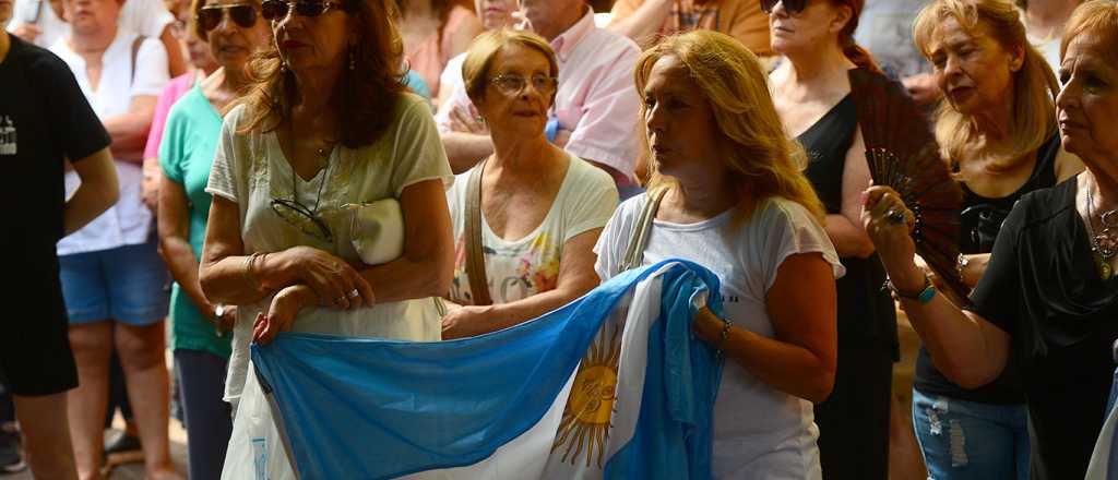 Los mendocinos marcharon pidiendo justicia por Nisman