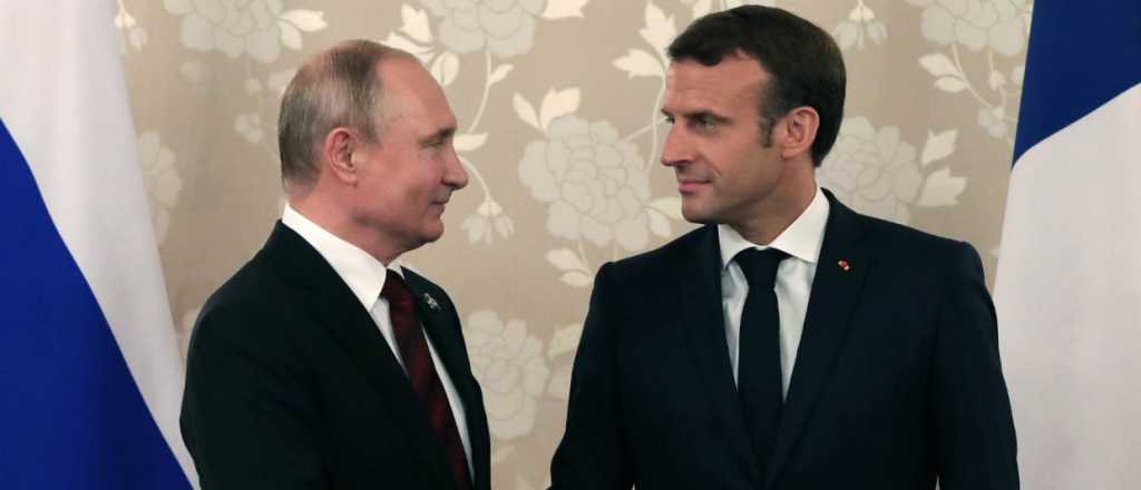 Ucrania: Macron trata de aliviar las tensiones y viaja a Moscú