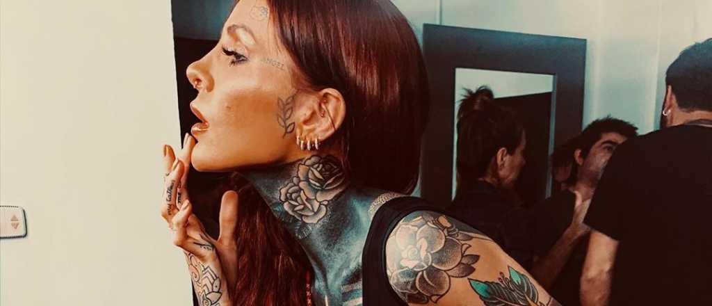 Cande Tinelli invit&oacute; a estar con ella con una pose muy sexy y en malla