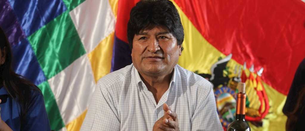 Evo Morales fue recibido a sillazos por su propio partido