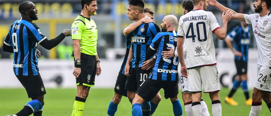 Lautaro Mart&iacute;nez ser&aacute; multado por Inter debido a su reacci&oacute;n ante Cagliari