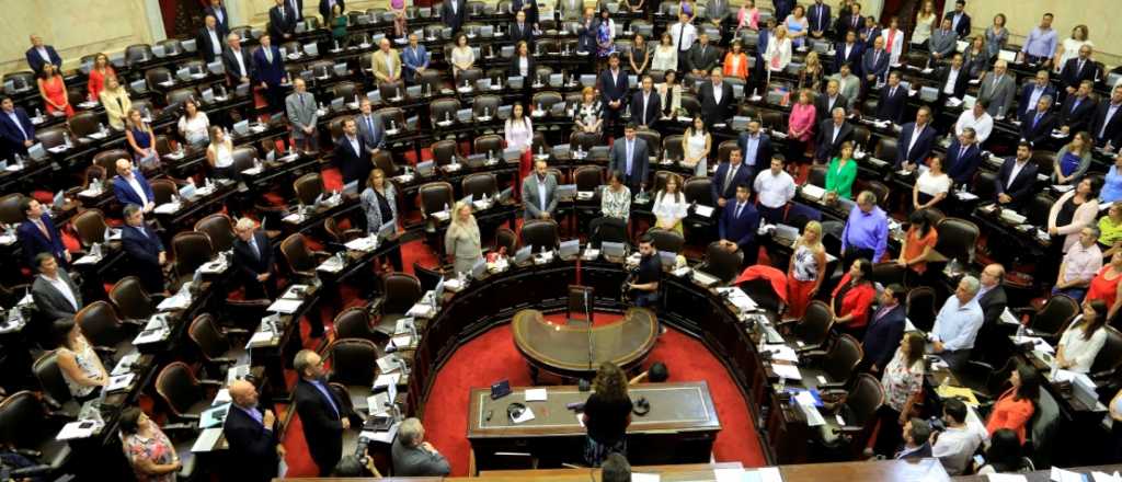 El oficialismo logró amplio aval en Diputados para reestructurar la deuda