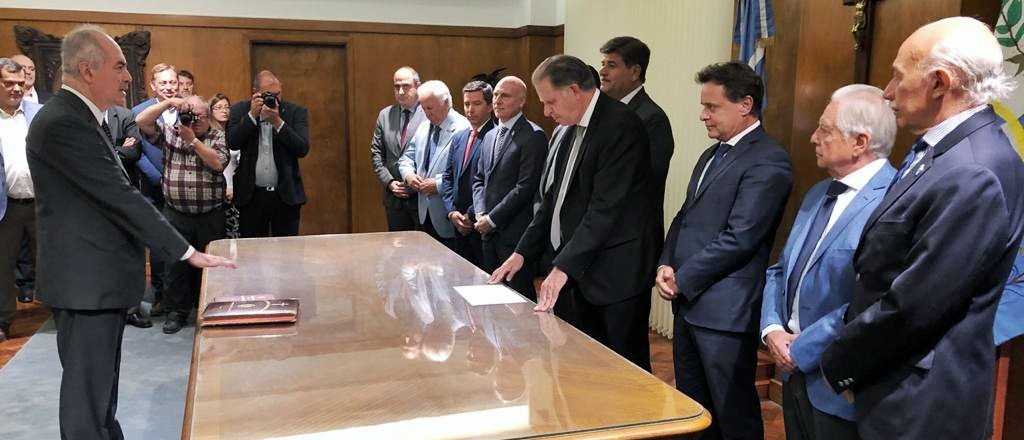 Jorge Albarrac&iacute;n jur&oacute; como nuevo secretario de la Junta Electoral