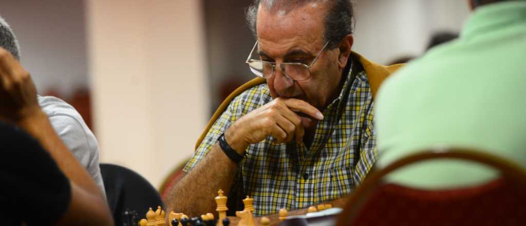 Adiós a un ajedrecista mendocino, Miguel Abraham