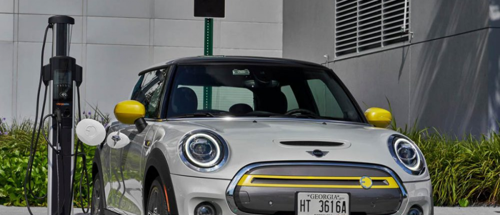 Mini Cooper SE: el pequeño y picante llega a la batalla de los eléctricos