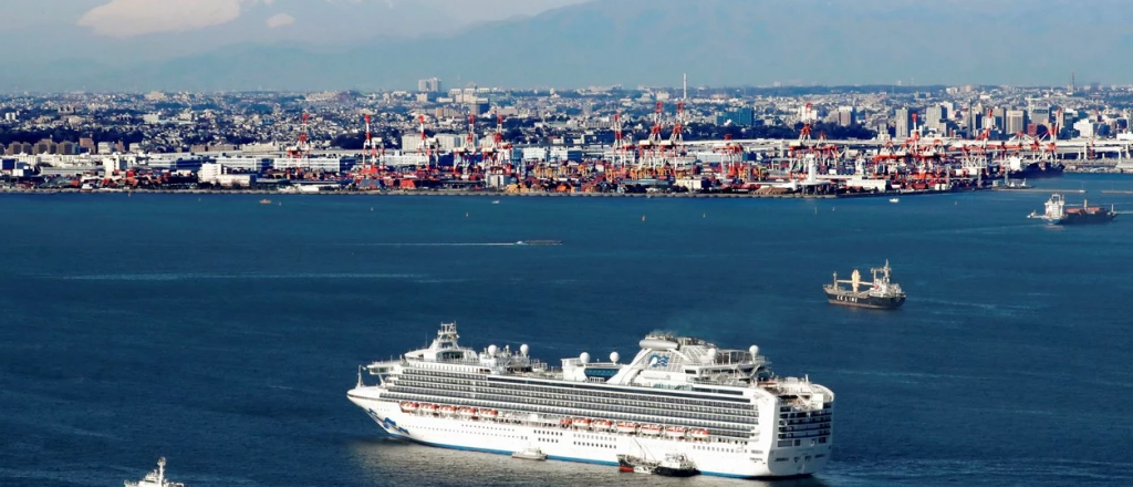 Ocho argentinos varados en un crucero en Japón por el coronavirus