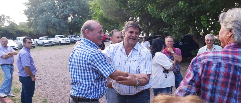 Abed visit&oacute; a bodegueros del Este para explicarles el Plan Vitivin&iacute;cola