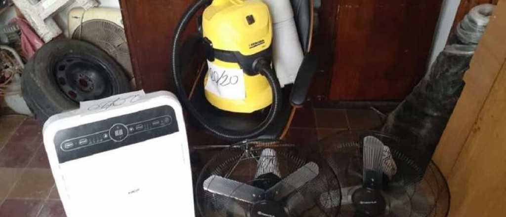 Cayeron un cajero del Easy y un c&oacute;mplice por robar 700 mil en electrodom&eacute;sticos