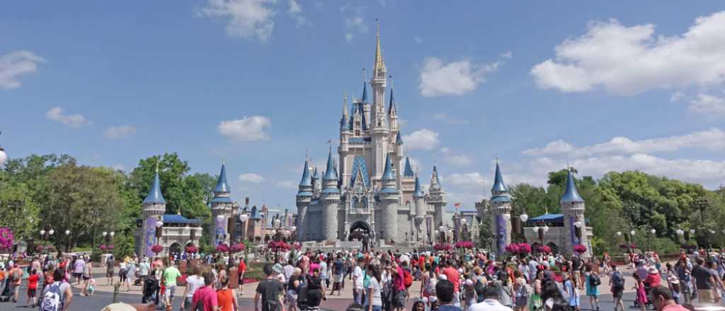 Impagable: el pase a Disney aumentó y cuesta más de 17 mil pesos 