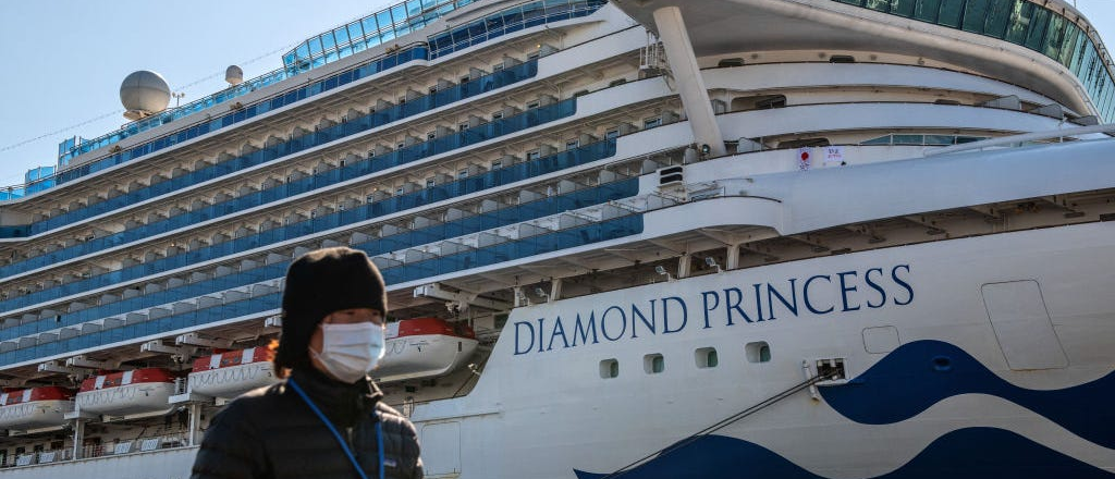 Coronavirus: Japón entrega 2 mil iPhones a pasajeros de crucero infectado