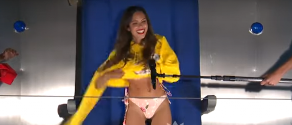 Barbie Franco se desvisti&oacute; en vivo en el programa "Bienvenidos a bordo"