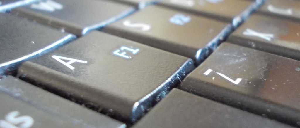C&oacute;mo limpiar el teclado de tu computadora de forma efectiva