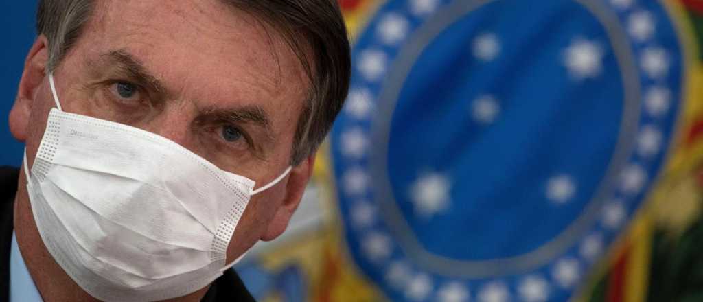 Bolsonaro dijo que "tal vez" ya se infectó y que ahora "tiene anticuerpos"