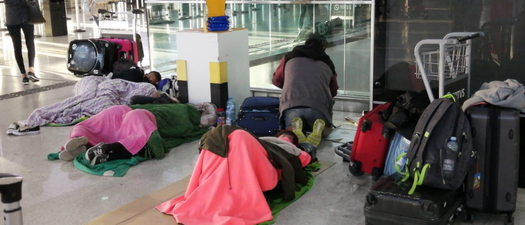 Casi tres mil argentinos serán repatriados en 17 vuelos especiales