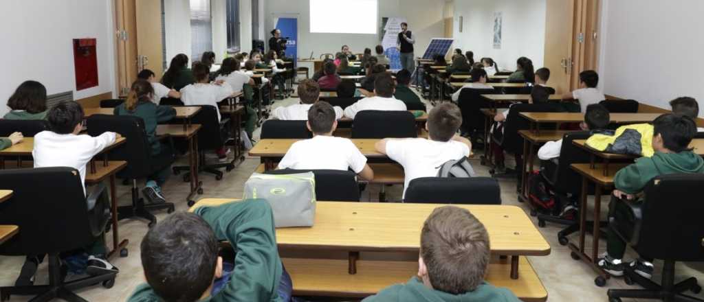 Analizarán el pago de cuotas de colegios privados en Argentina
