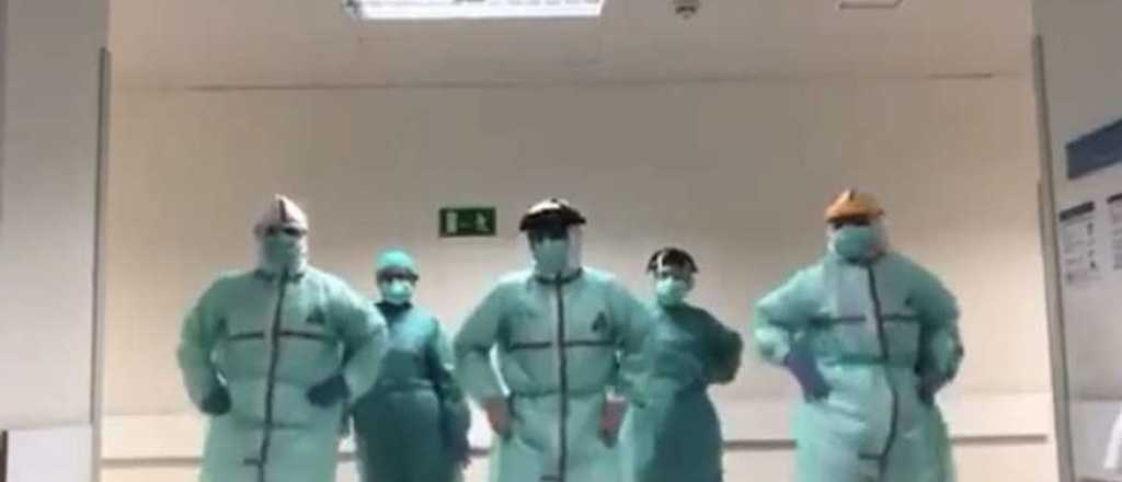 El baile de los médicos españoles, en medio de la lucha contra la pandemia