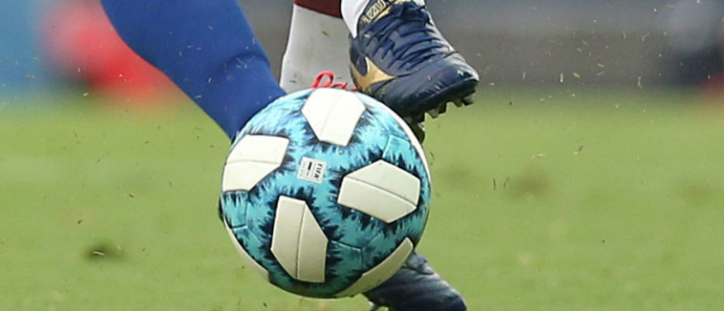 El gremio de los futbolistas sue&ntilde;a con retomar la actividad el 2 de mayo