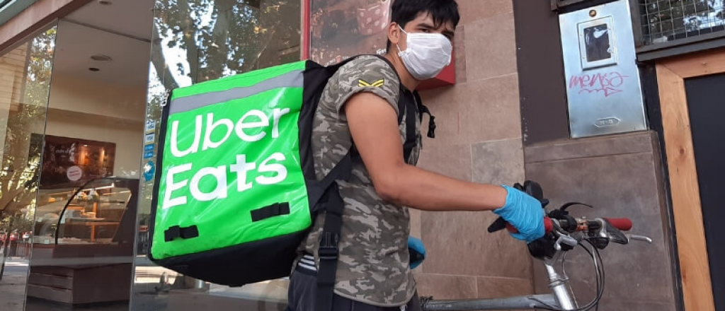 Uber Eats, Pedidos Ya y Glovo en Mendoza avanzan como salida laboral 