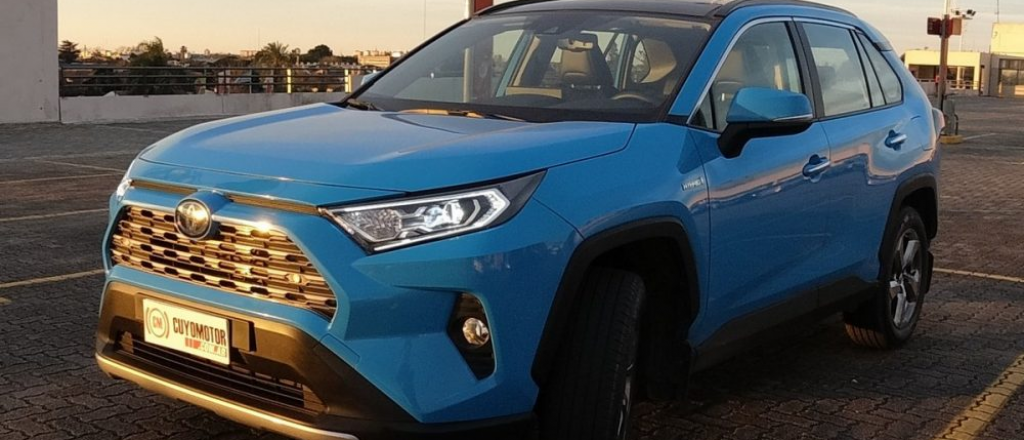 Manejamos la Toyota RAV4 Hybrid: un SUV que gana por todos los frentes
