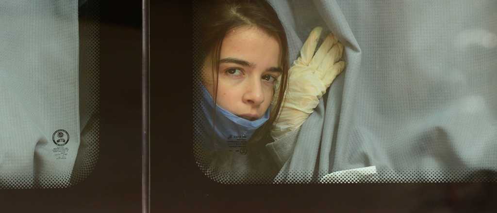 As&iacute; viaja un contingente de 35 espa&ntilde;oles que van de Mendoza a Ezeiza