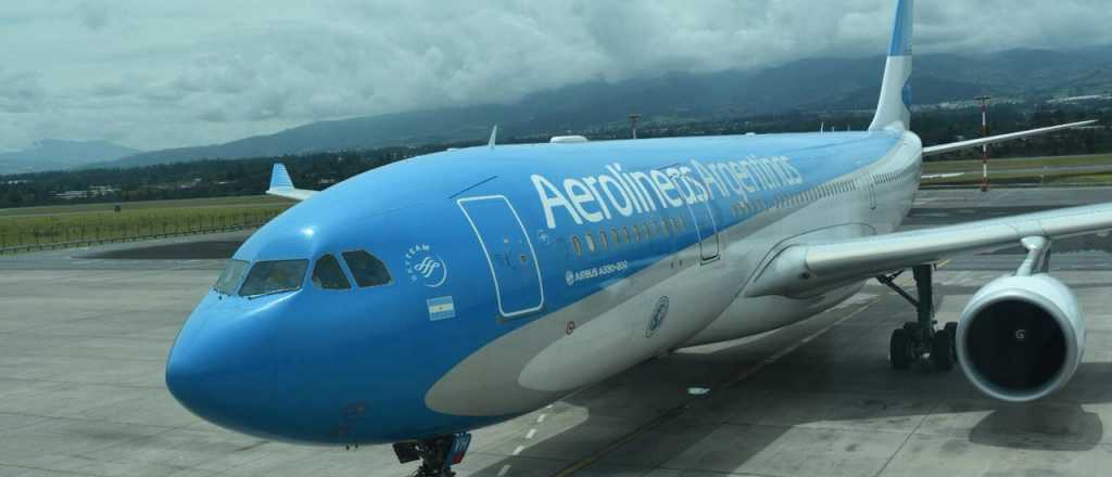 Aerolíneas venderá pasajes desde y hacia Mendoza a partir del lunes