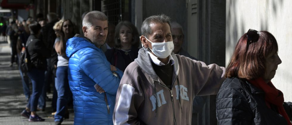 Coronavirus en Argentina: 143 muertos este sábado y más de 9 mil nuevos casos 