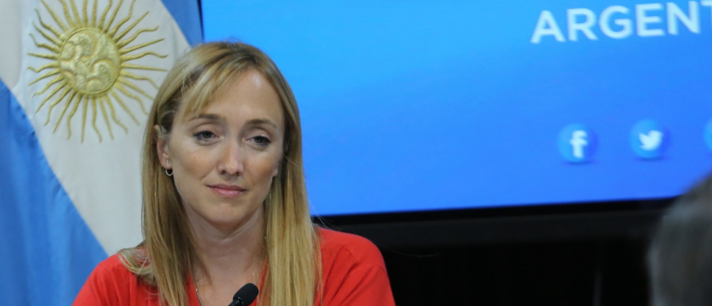 Anabel Fernández Sagasti: "Estoy en contra de las usurpaciones"