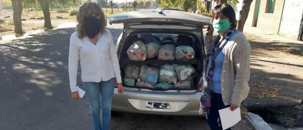 Comenzó la entrega domiciliaria de bolsones de alimentos de la DGE