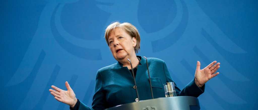 Merkel explica con peras y manzanas cómo se "achata la curva"  