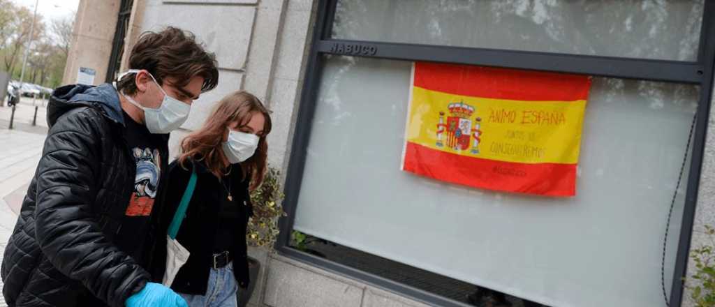 Bajó el número de muertos y de contagios por coronavirus en España 