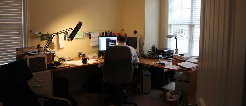 Si no ten&eacute;s dinero, estas son las ideas para decorar tu oficina en casa