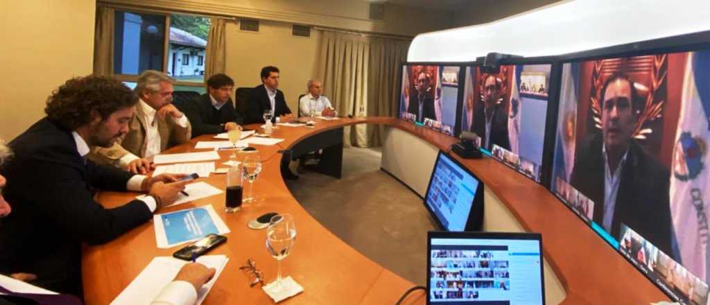 Alberto define como repartir&aacute; las 300 dosis de la vacuna rusa