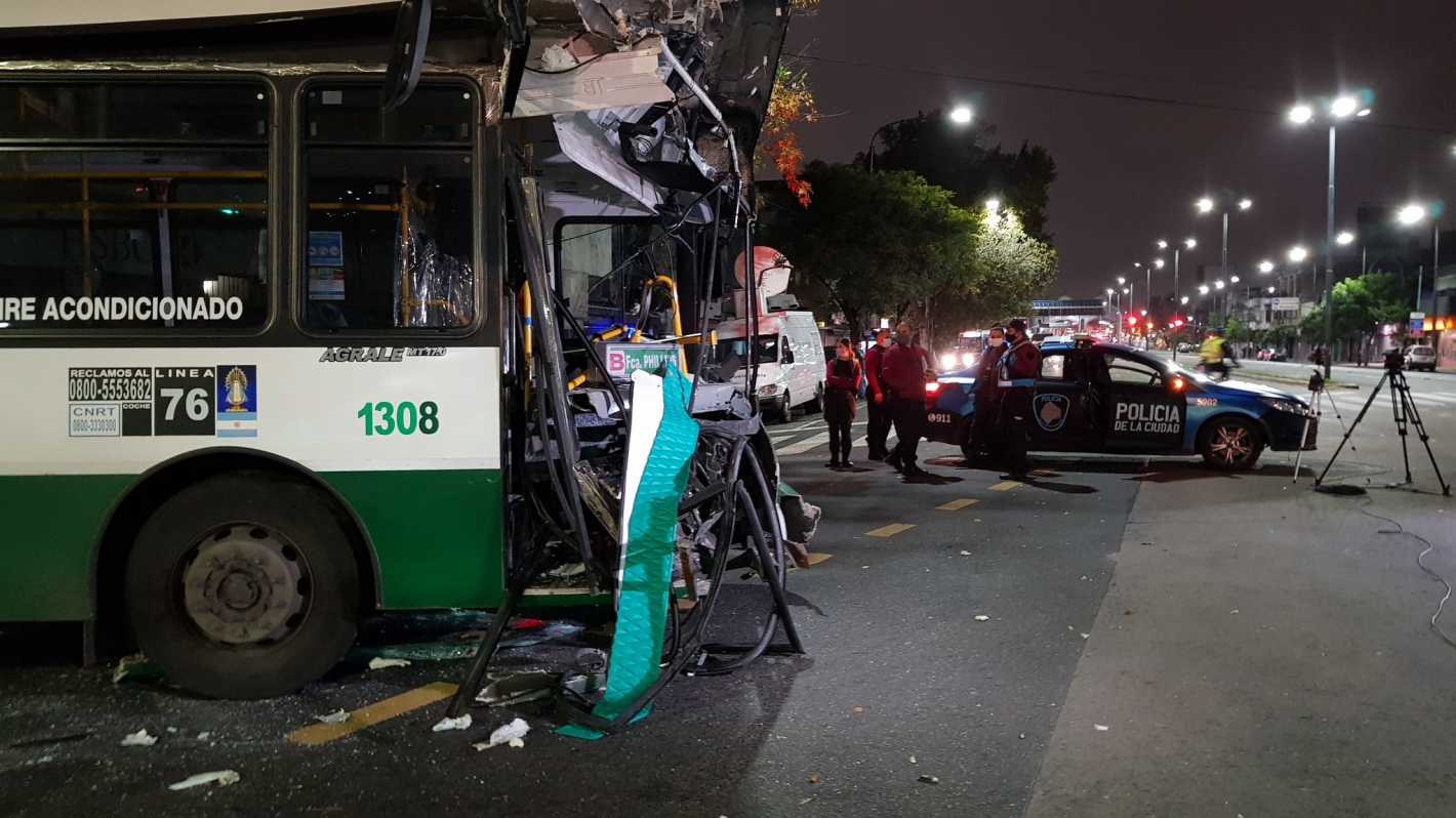 Video impactante choque entre dos colectivos en Ciudad de Buenos Aires Mendoza Post