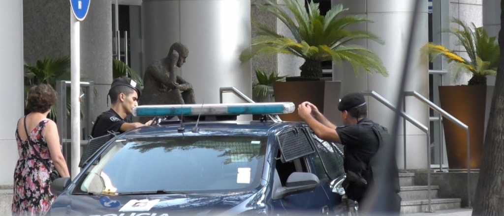 Video: as&iacute; fue la paliza en la que peatones casi linchan a un ladr&oacute;n en Ciudad