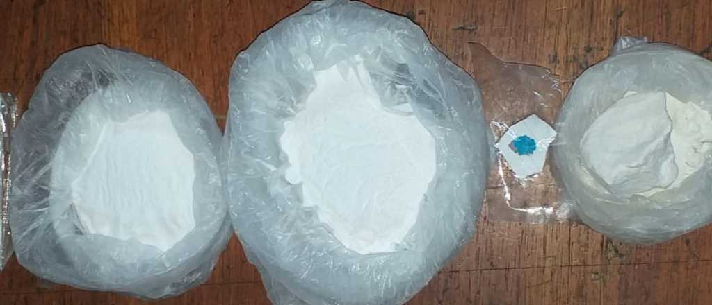 Arrestaron en Guaymall&eacute;n a la vendedora de drogas "Do&ntilde;a Coca"