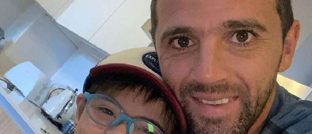 El hijo de un futbolista le mandó mensajes a Messi y Suárez